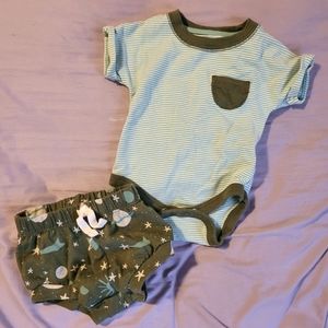 Cat & Jack Bodysuit and Shorts Set